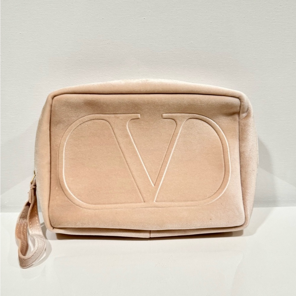 Valentino Velvet Wristlet Pouch Beige Cosmetic Bag Size: 10x6x2 New